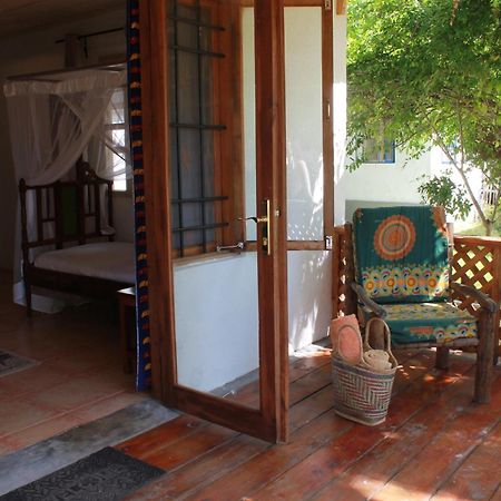 Driftwood Beach Lodge 잠비아니 외부 사진